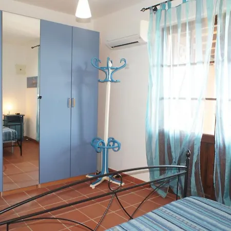 Lorena Villa San Vincenzo