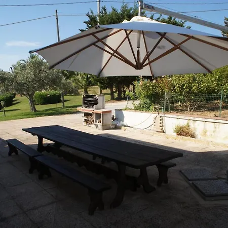Lorena Villa San Vincenzo